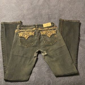 Miss Me jeans size 29x35 *needs repair*